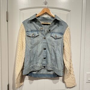 Vici Cotton Denim Jacket Cream sweater Sleeves size small